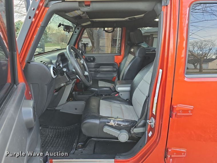 image for item DV0146 2009 Jeep Wrangler Unlimited Sahara SUV