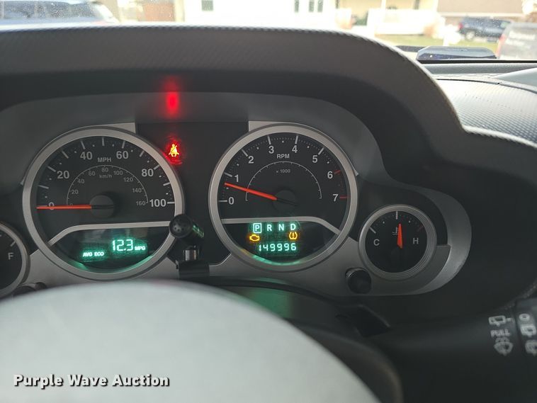 image for item DV0146 2009 Jeep Wrangler Unlimited Sahara SUV