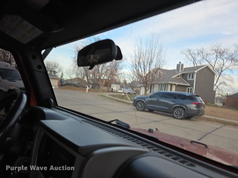 image for item DV0146 2009 Jeep Wrangler Unlimited Sahara SUV