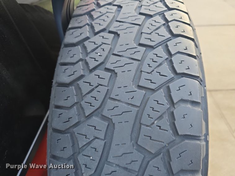 image for item DV0146 2009 Jeep Wrangler Unlimited Sahara SUV