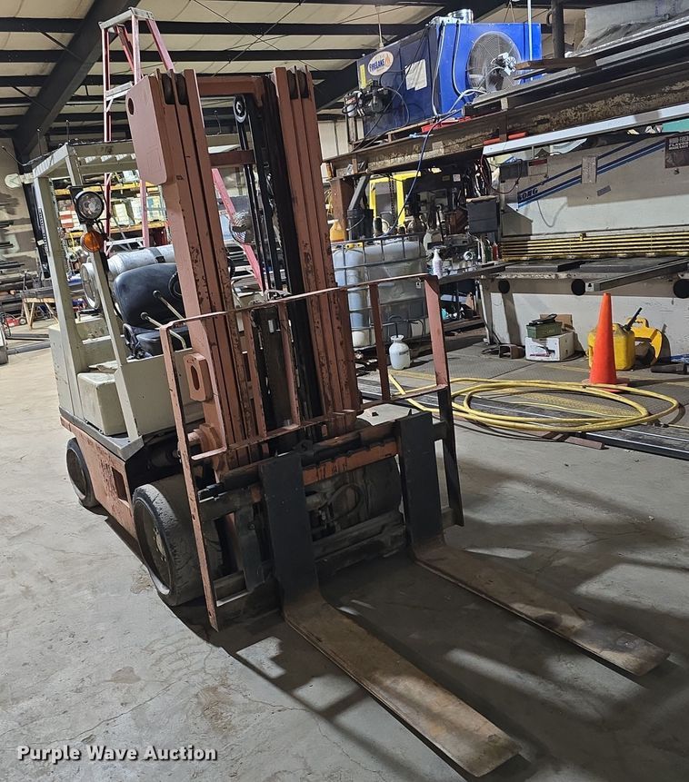 image for item DV0150 Nissan CEGH02F30V forklift