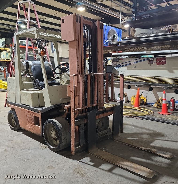 image for item DV0150 Nissan CEGH02F30V forklift