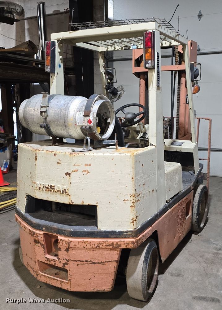 image for item DV0150 Nissan CEGH02F30V forklift