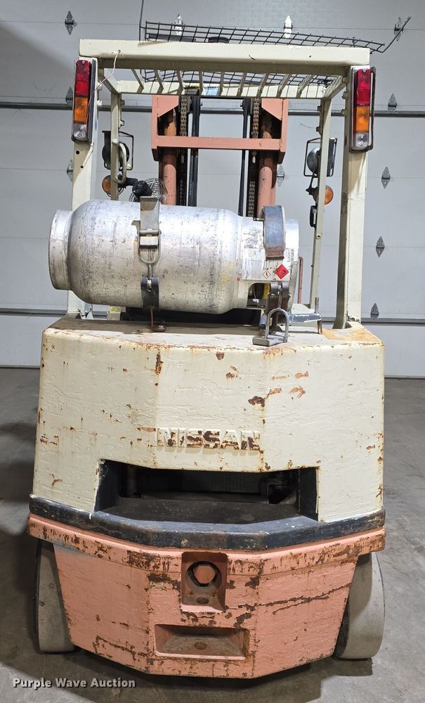 image for item DV0150 Nissan CEGH02F30V forklift