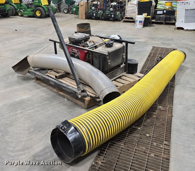 image for item DV0168 Trac Vac 2116 leaf vacuum