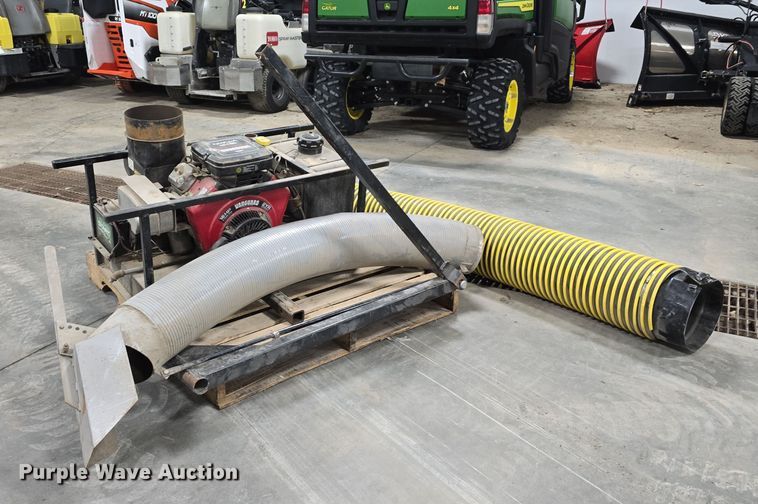 image for item DV0168 Trac Vac 2116 leaf vacuum