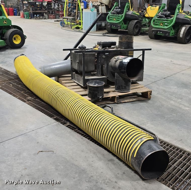 image for item DV0168 Trac Vac 2116 leaf vacuum