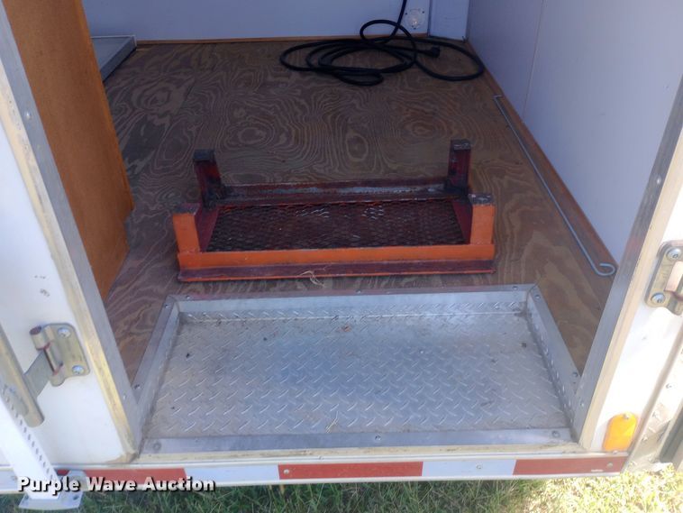 image for item DW0752 2004 KZ Kargo enclosed cargo trailer