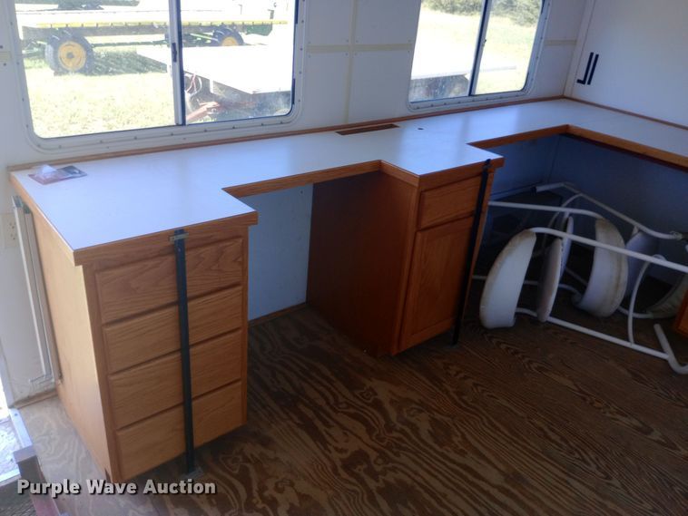 image for item DW0752 2004 KZ Kargo enclosed cargo trailer