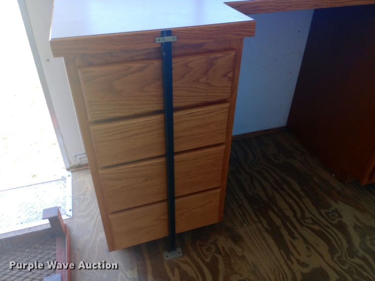 image for item DW0752 2004 KZ Kargo enclosed cargo trailer