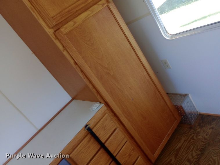 image for item DW0752 2004 KZ Kargo enclosed cargo trailer