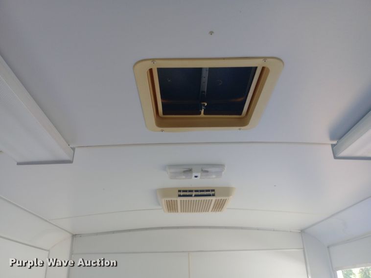 image for item DW0752 2004 KZ Kargo enclosed cargo trailer