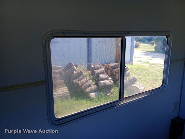 image for item DW0752 2004 KZ Kargo enclosed cargo trailer