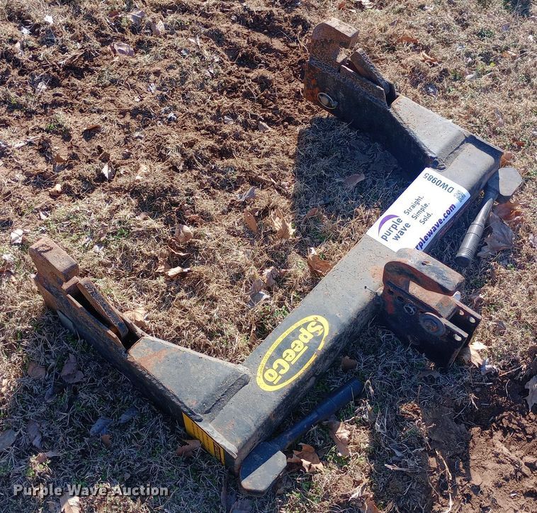 image for item DW0985 Speeco three point hitch