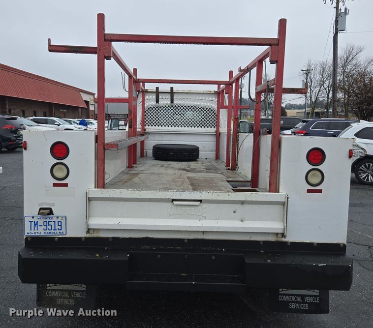 image for item DW1753 2012 Chevrolet Express 4500 utility/ service van