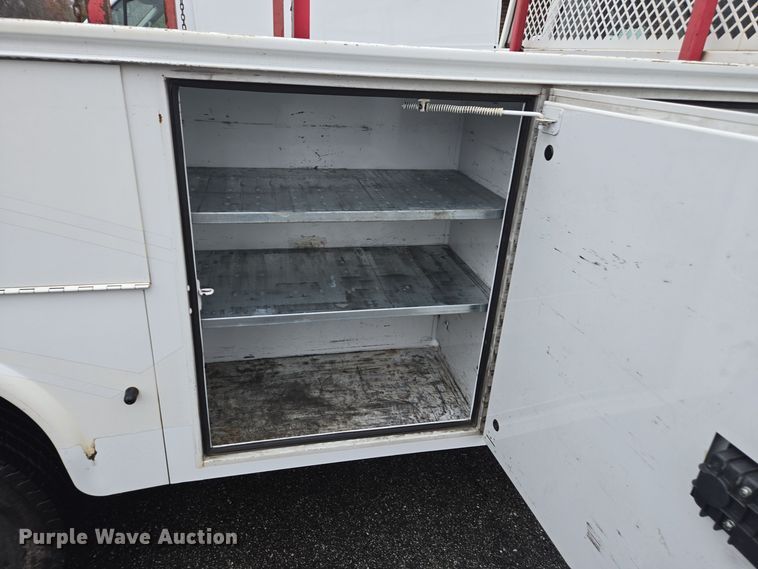 image for item DW1753 2012 Chevrolet Express 4500 utility/ service van