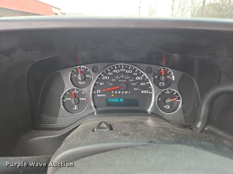 image for item DW1753 2012 Chevrolet Express 4500 utility/ service van