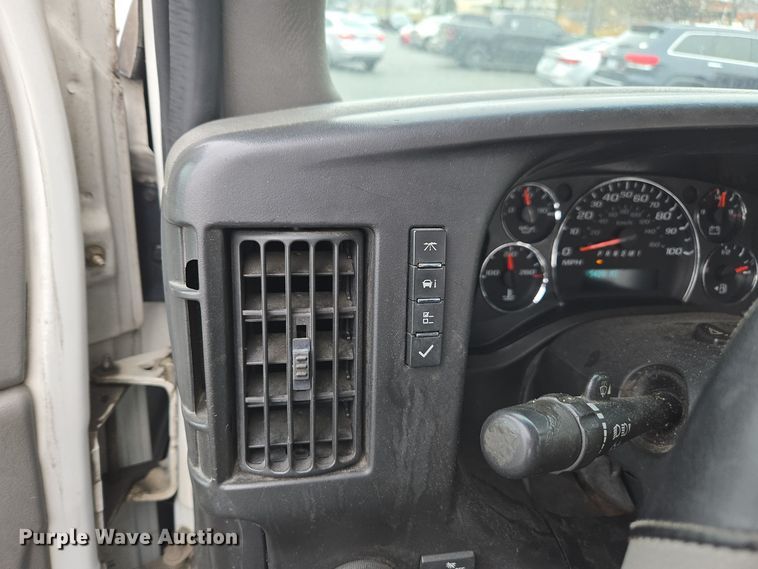 image for item DW1753 2012 Chevrolet Express 4500 utility/ service van