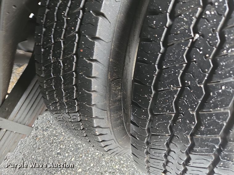 image for item DW1753 2012 Chevrolet Express 4500 utility/ service van