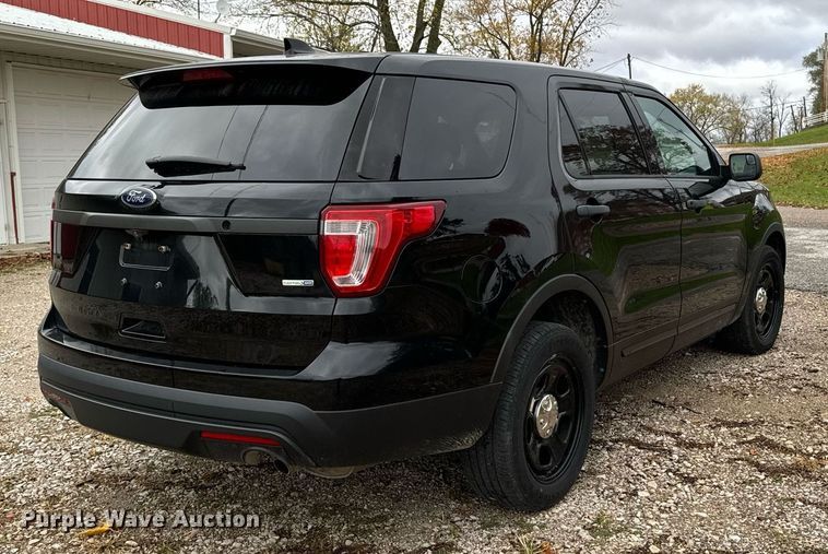 image for item DW2373 2017 Ford Explorer Police Interceptor SUV