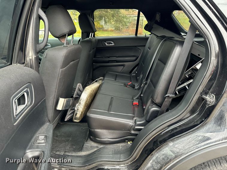 image for item DW2373 2017 Ford Explorer Police Interceptor SUV
