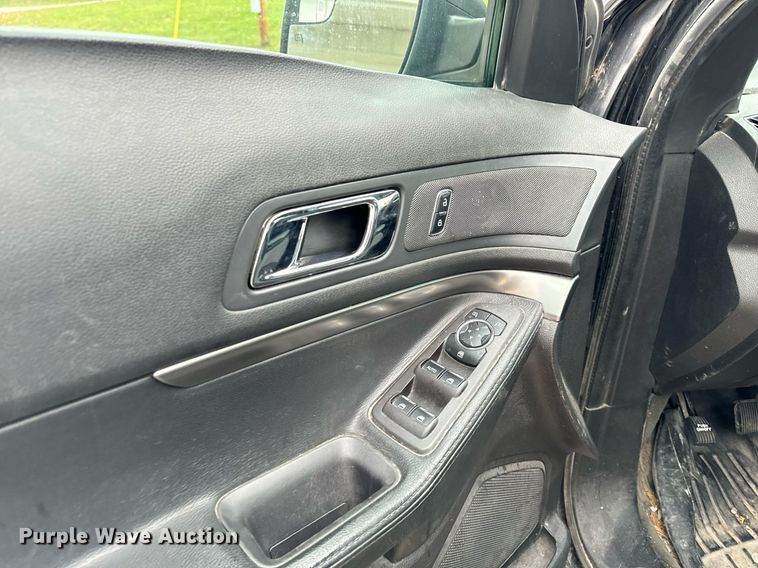 image for item DW2375 2014 Ford Explorer Police Interceptor SUV