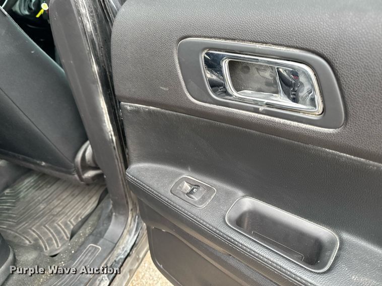 image for item DW2375 2014 Ford Explorer Police Interceptor SUV