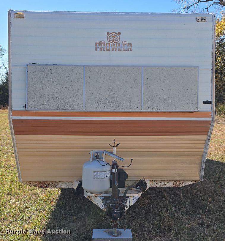 image for item DW3907 1978 Prowler camper