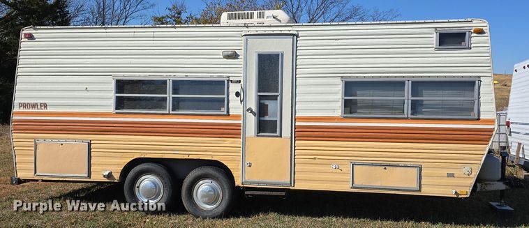 image for item DW3907 1978 Prowler camper