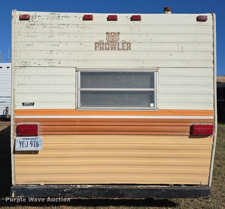 image for item DW3907 1978 Prowler camper
