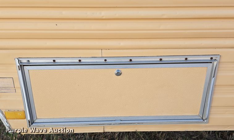 image for item DW3907 1978 Prowler camper