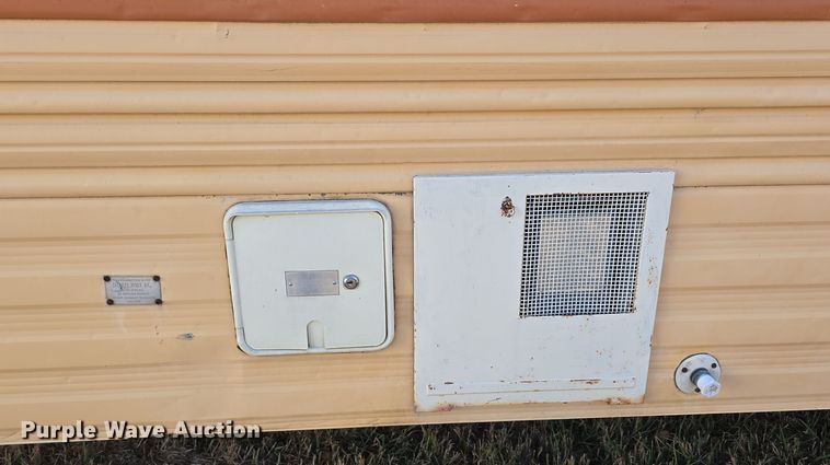 image for item DW3907 1978 Prowler camper