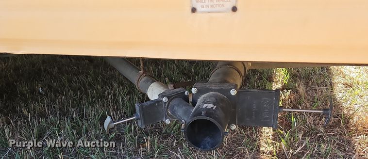 image for item DW3907 1978 Prowler camper