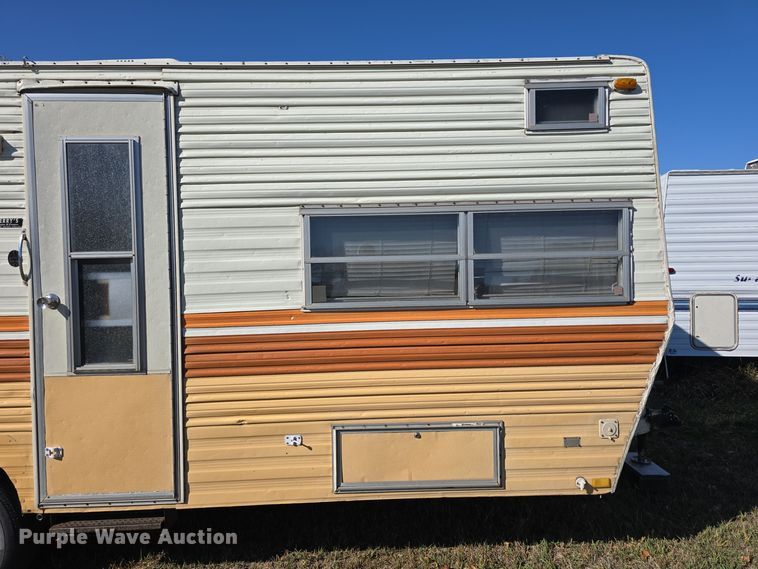 image for item DW3907 1978 Prowler camper