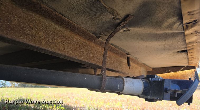 image for item DW3907 1978 Prowler camper