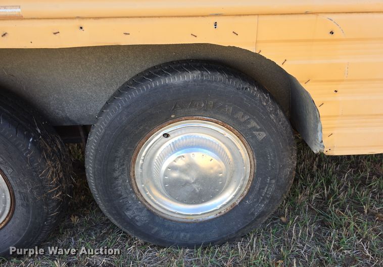 image for item DW3907 1978 Prowler camper