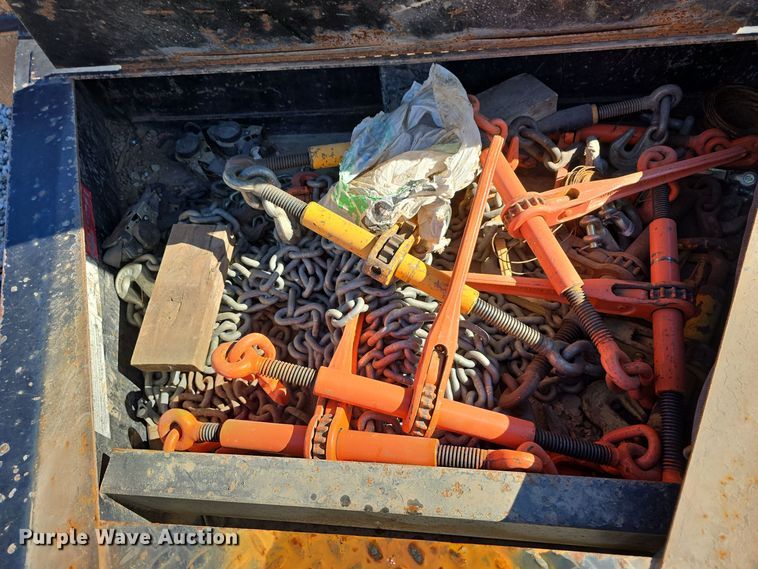 image for item DW3915 2015 Kaufman equipment trailer