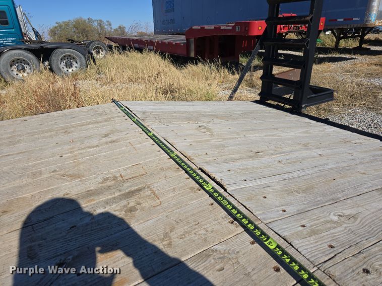 image for item DW3915 2015 Kaufman equipment trailer