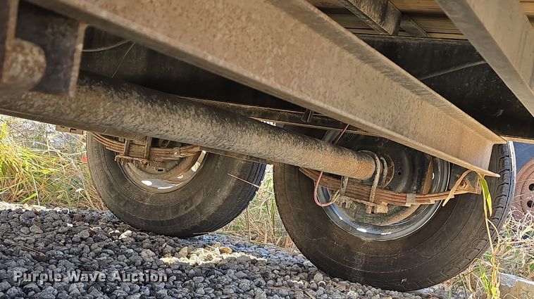 image for item DW3915 2015 Kaufman equipment trailer