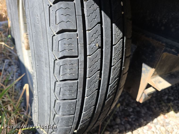 image for item DW3915 2015 Kaufman equipment trailer