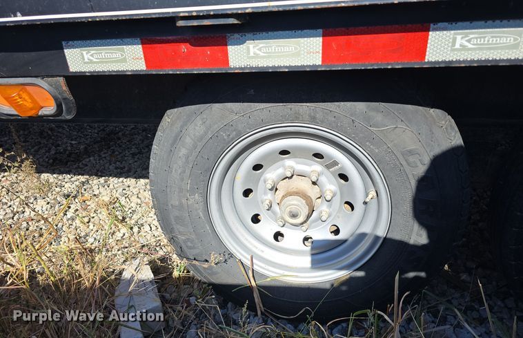 image for item DW3915 2015 Kaufman equipment trailer