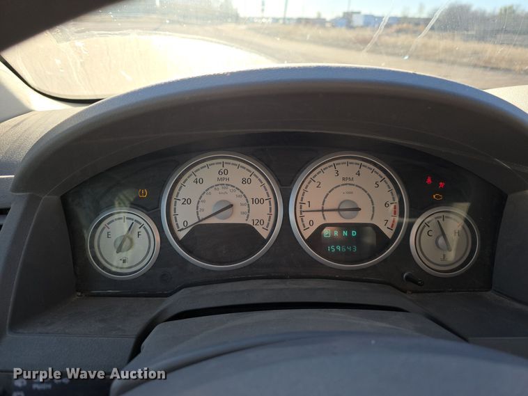 image for item DW3997 2008 Chrysler Town & Country van