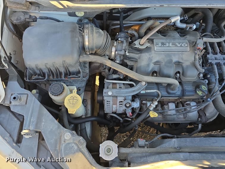 image for item DW3997 2008 Chrysler Town & Country van