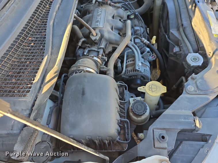 image for item DW3997 2008 Chrysler Town & Country van