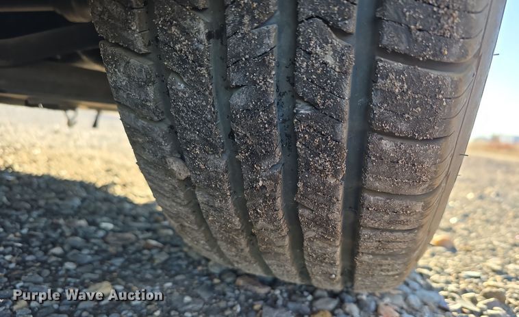 image for item DW3997 2008 Chrysler Town & Country van