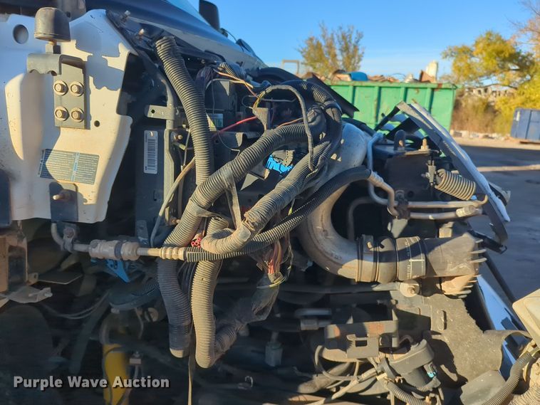 image for item DW5060 2004 Chevrolet C4500 box truck