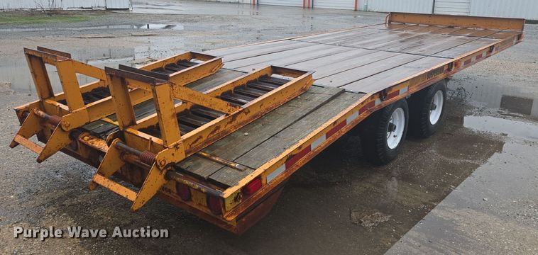 image for item DX1571 2009 Econoline equipment trailer