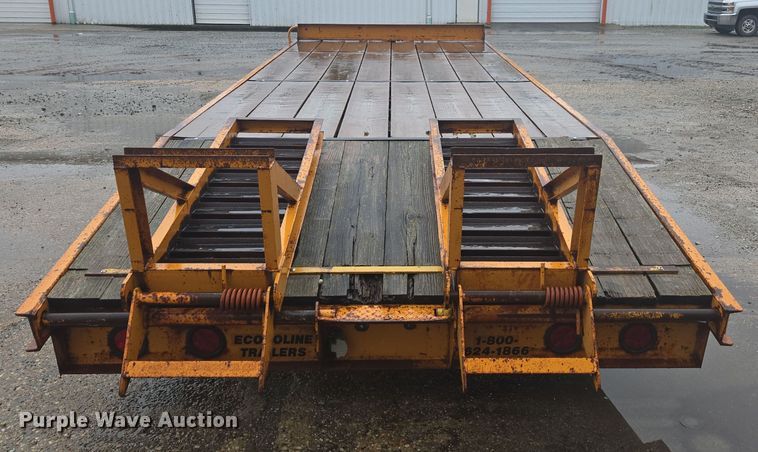 image for item DX1571 2009 Econoline equipment trailer
