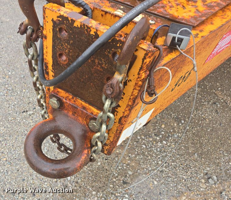 image for item DX1571 2009 Econoline equipment trailer