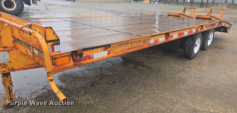 image for item DX1571 2009 Econoline equipment trailer